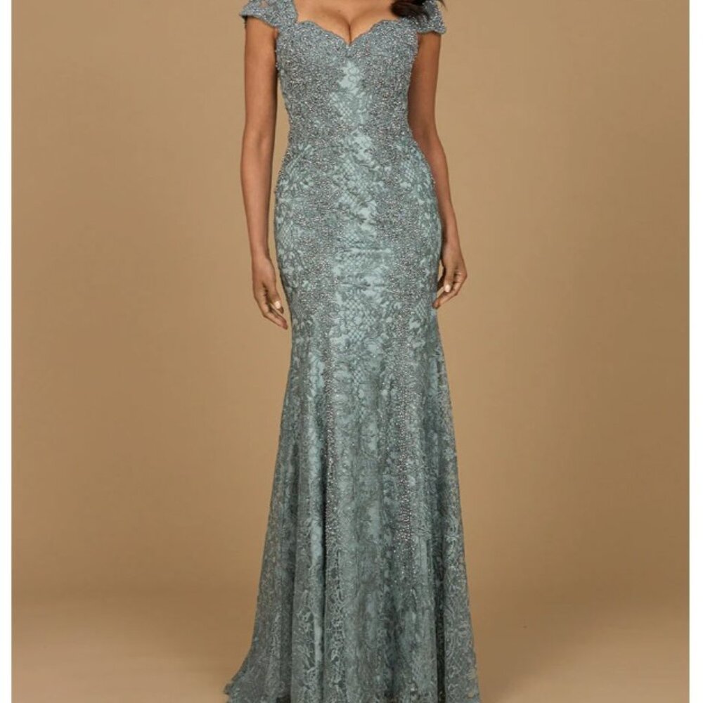 LARA 28980 Fitted Lace Mermaid Gown - NWT - Never Worn - Floor Length